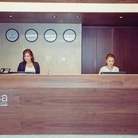 فيسا للأعمال فندق 4*