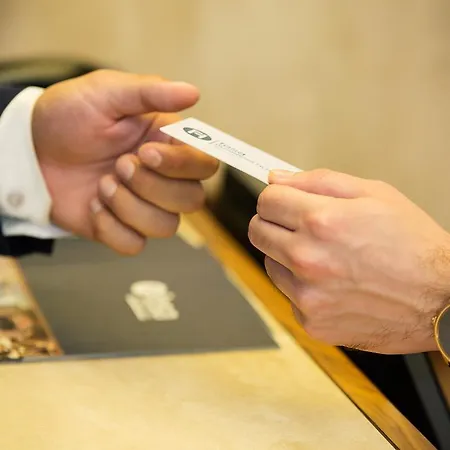 فيسا للأعمال 4*