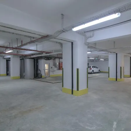 فيسا للأعمال فندق